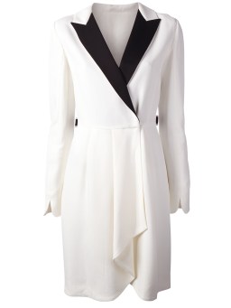 10484580_2561792_1000