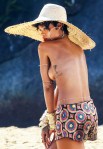 Rihanna-Topless-OAJ-Vogue-Brazil-2.2
