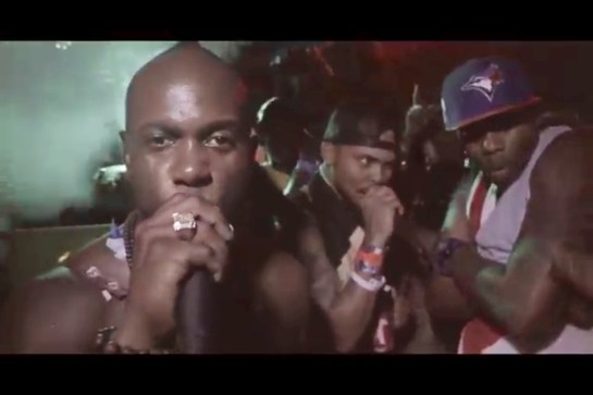 Bunji Truck On D Road